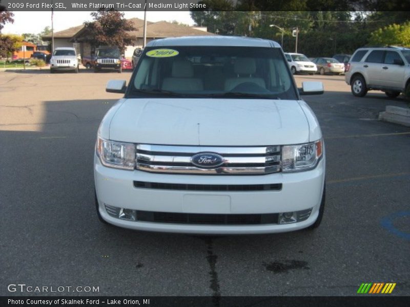 White Platinum Tri-Coat / Medium Light Stone 2009 Ford Flex SEL