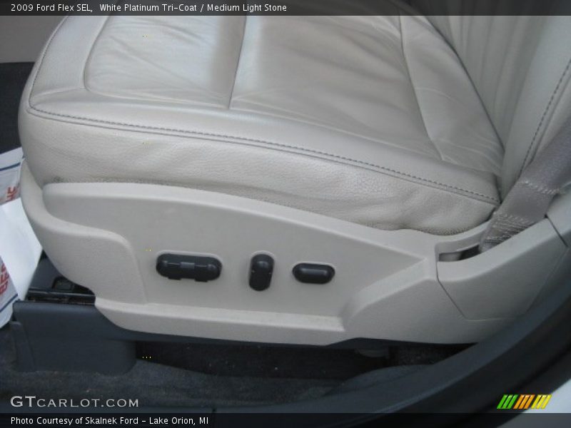 White Platinum Tri-Coat / Medium Light Stone 2009 Ford Flex SEL