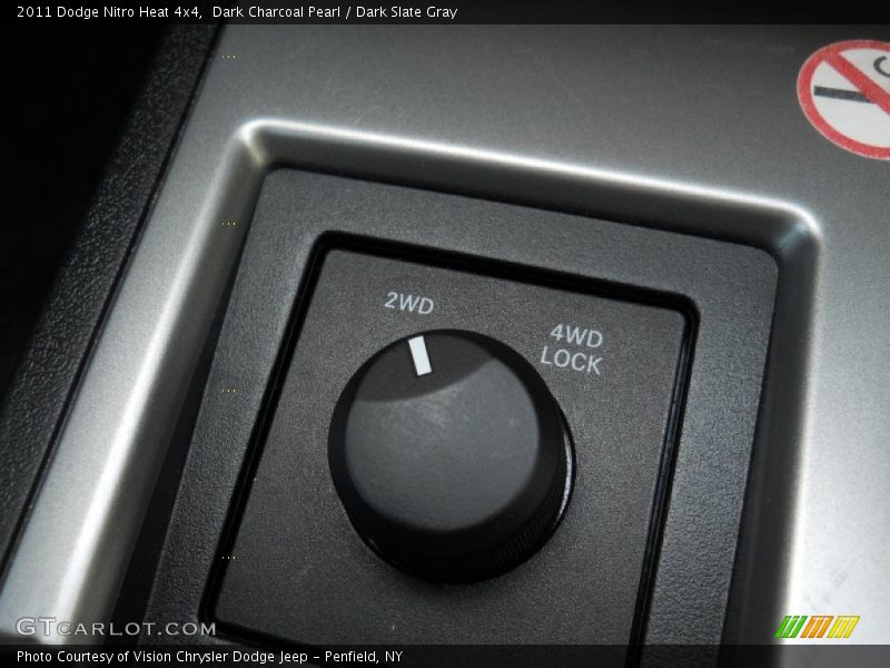 Dark Charcoal Pearl / Dark Slate Gray 2011 Dodge Nitro Heat 4x4