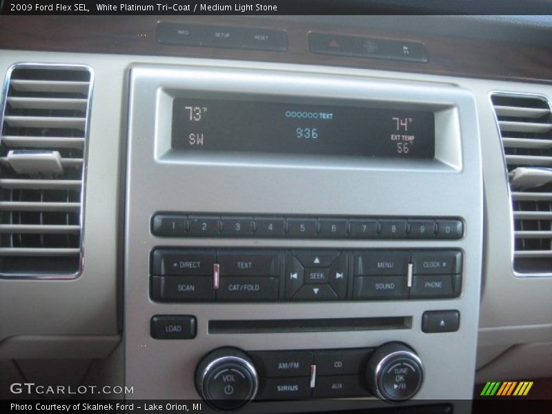 White Platinum Tri-Coat / Medium Light Stone 2009 Ford Flex SEL
