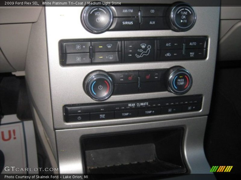 White Platinum Tri-Coat / Medium Light Stone 2009 Ford Flex SEL