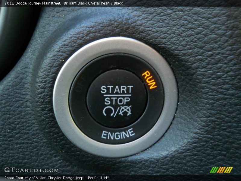 Brilliant Black Crystal Pearl / Black 2011 Dodge Journey Mainstreet