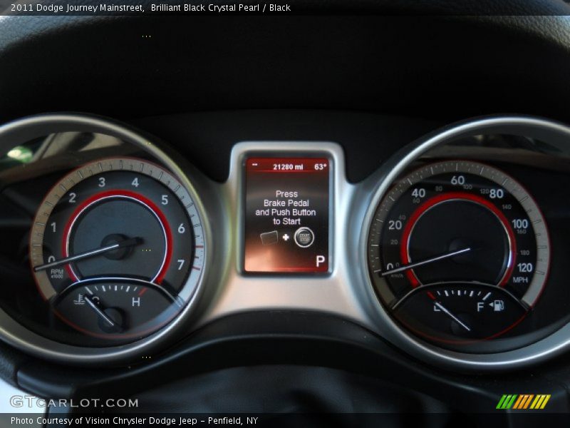Brilliant Black Crystal Pearl / Black 2011 Dodge Journey Mainstreet