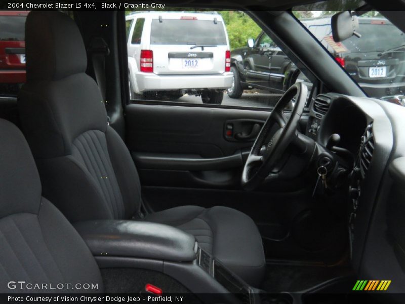 Black / Graphite Gray 2004 Chevrolet Blazer LS 4x4