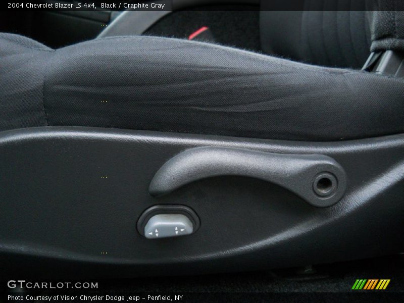 Black / Graphite Gray 2004 Chevrolet Blazer LS 4x4