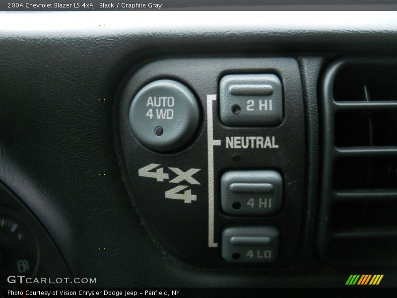 Black / Graphite Gray 2004 Chevrolet Blazer LS 4x4