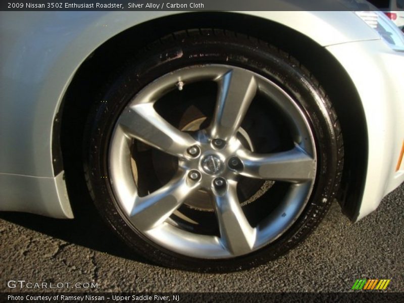 Silver Alloy / Carbon Cloth 2009 Nissan 350Z Enthusiast Roadster