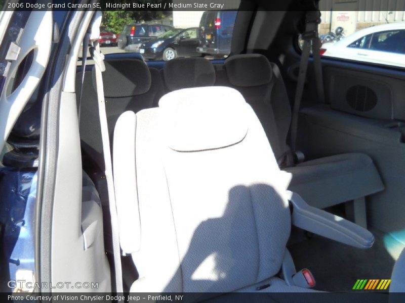 Midnight Blue Pearl / Medium Slate Gray 2006 Dodge Grand Caravan SE
