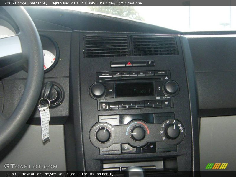 Bright Silver Metallic / Dark Slate Gray/Light Graystone 2006 Dodge Charger SE
