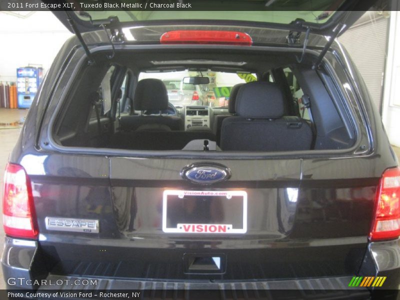 Tuxedo Black Metallic / Charcoal Black 2011 Ford Escape XLT
