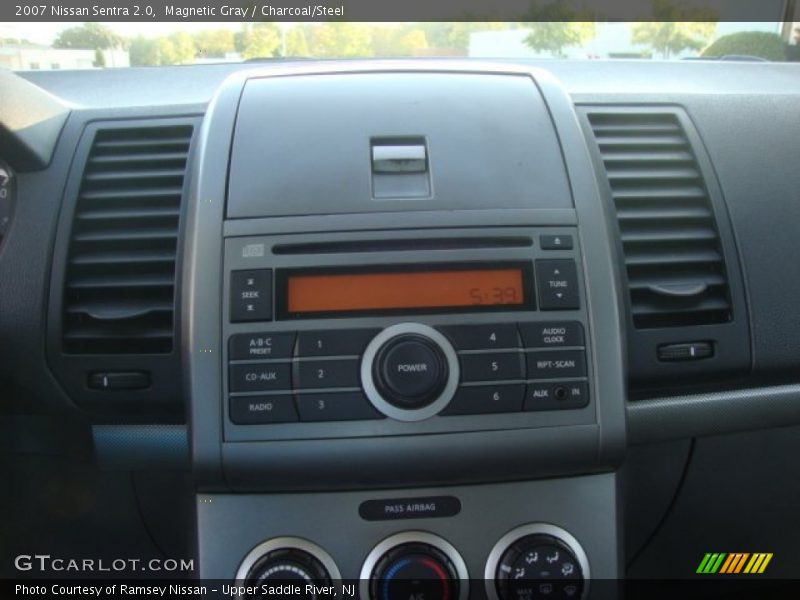 Magnetic Gray / Charcoal/Steel 2007 Nissan Sentra 2.0