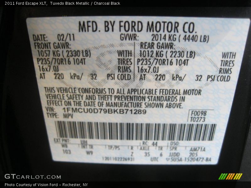 Tuxedo Black Metallic / Charcoal Black 2011 Ford Escape XLT