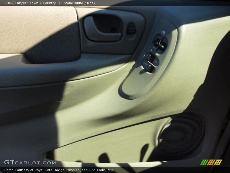 Stone White / Khaki 2004 Chrysler Town & Country LX