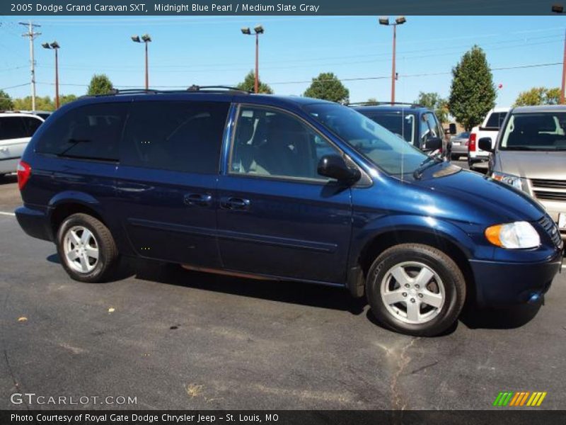 Midnight Blue Pearl / Medium Slate Gray 2005 Dodge Grand Caravan SXT