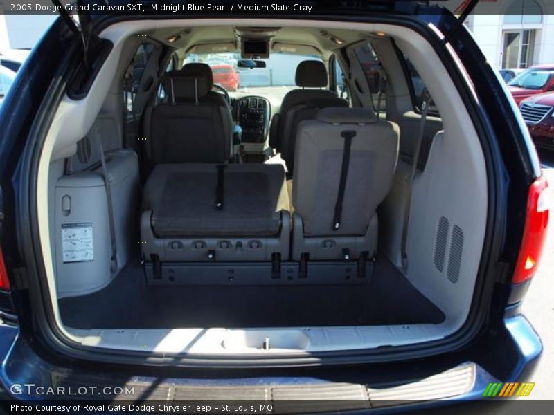 Midnight Blue Pearl / Medium Slate Gray 2005 Dodge Grand Caravan SXT