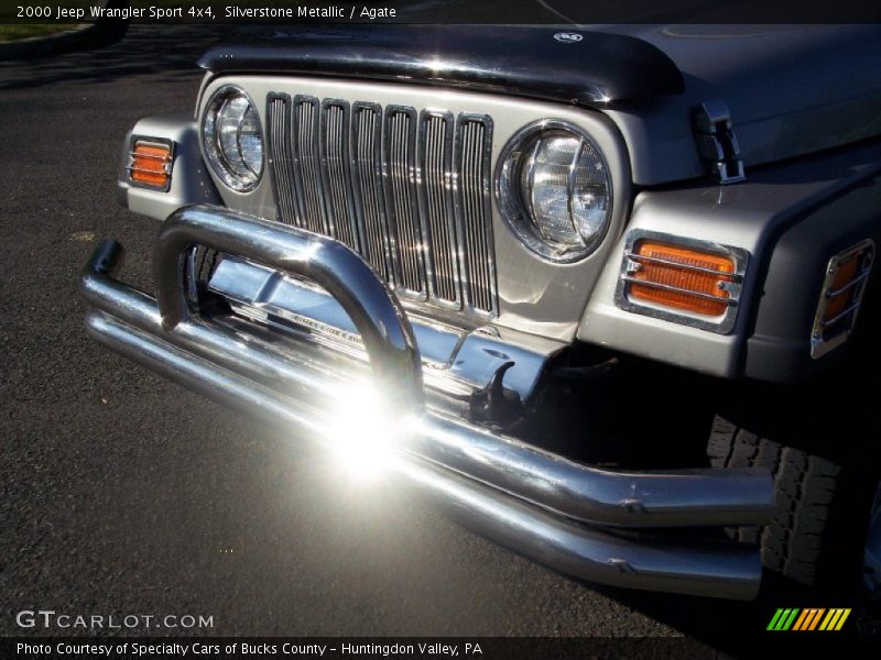 Silverstone Metallic / Agate 2000 Jeep Wrangler Sport 4x4