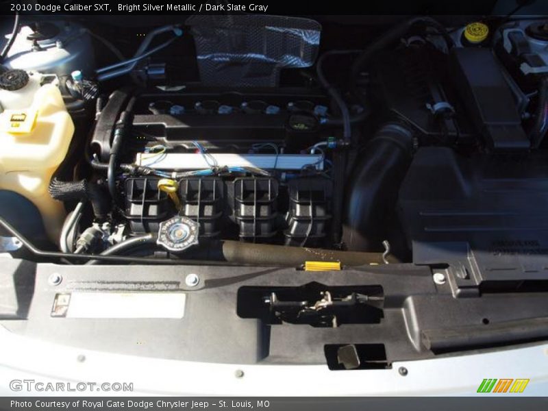 Bright Silver Metallic / Dark Slate Gray 2010 Dodge Caliber SXT