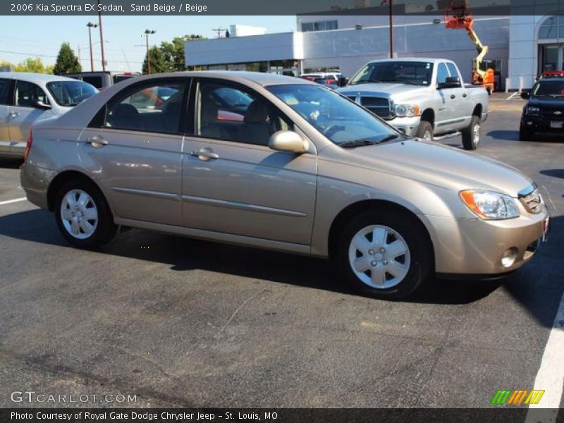 Sand Beige / Beige 2006 Kia Spectra EX Sedan