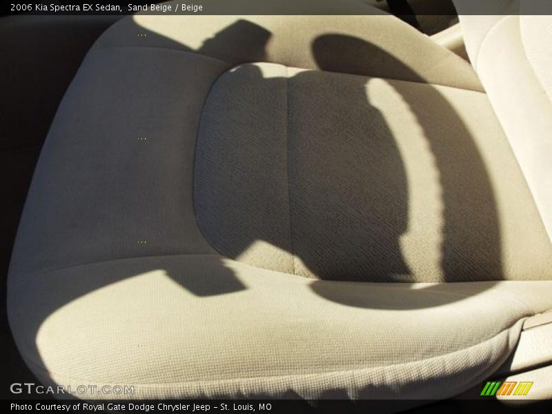 Sand Beige / Beige 2006 Kia Spectra EX Sedan