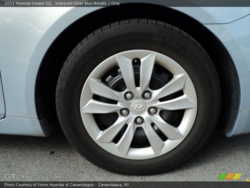 Iridescent Silver Blue Metallic / Gray 2011 Hyundai Sonata GLS