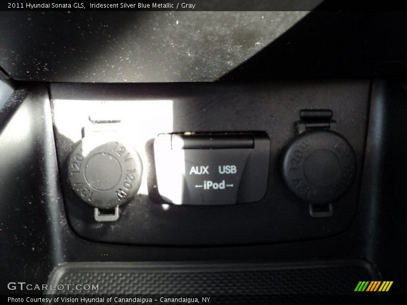Iridescent Silver Blue Metallic / Gray 2011 Hyundai Sonata GLS