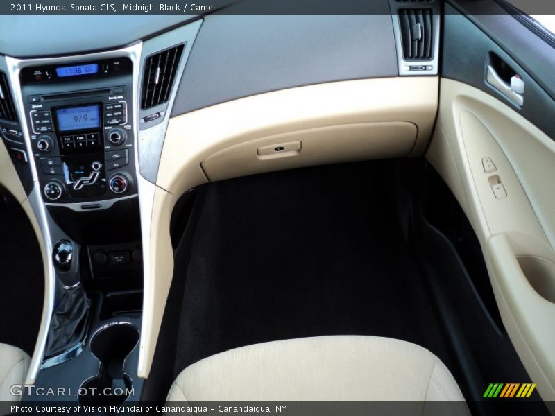 Midnight Black / Camel 2011 Hyundai Sonata GLS