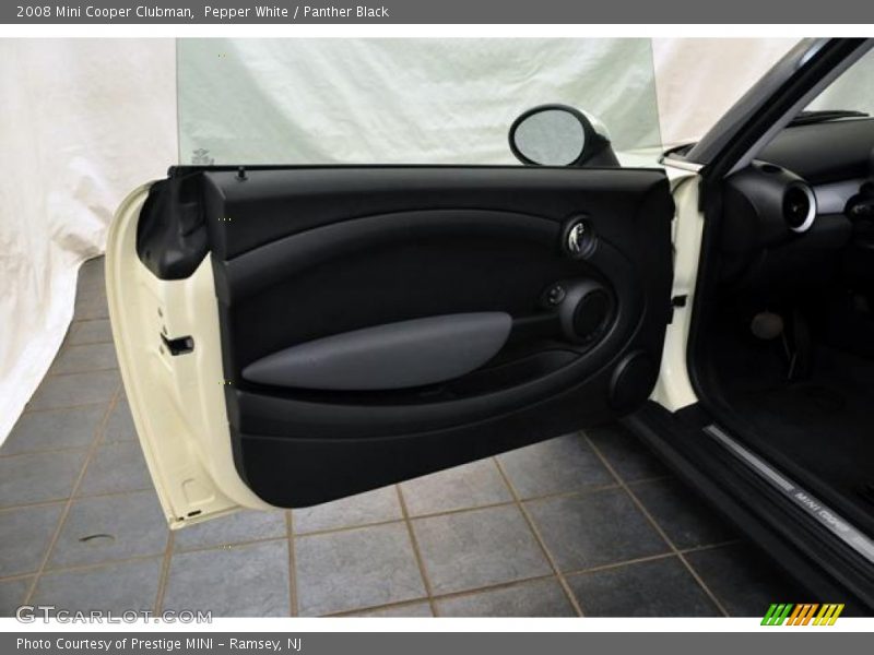 Pepper White / Panther Black 2008 Mini Cooper Clubman