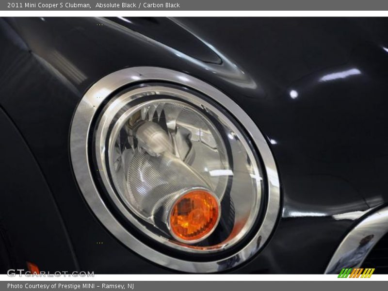 Absolute Black / Carbon Black 2011 Mini Cooper S Clubman
