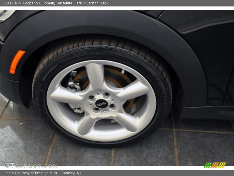 Absolute Black / Carbon Black 2011 Mini Cooper S Clubman
