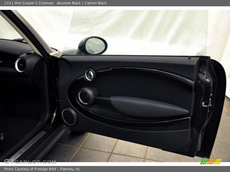 Absolute Black / Carbon Black 2011 Mini Cooper S Clubman