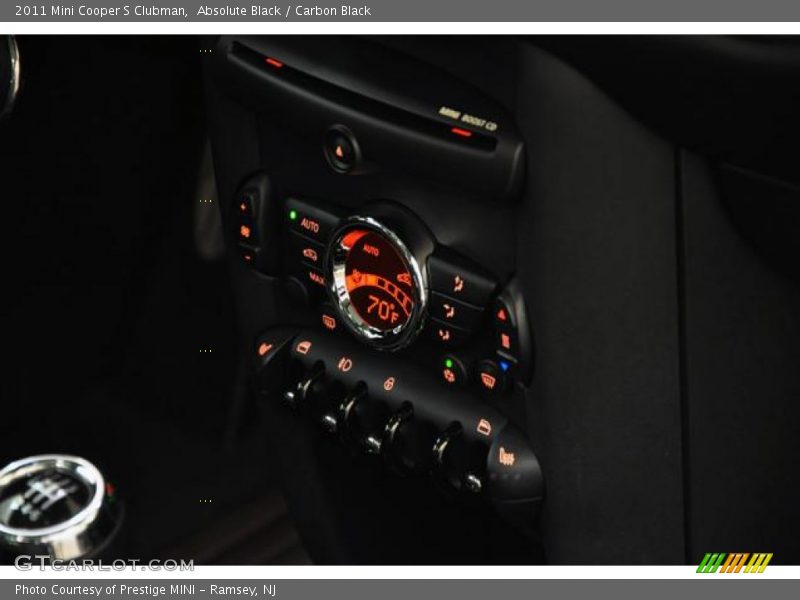 Absolute Black / Carbon Black 2011 Mini Cooper S Clubman