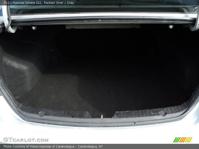 Radiant Silver / Gray 2011 Hyundai Sonata GLS