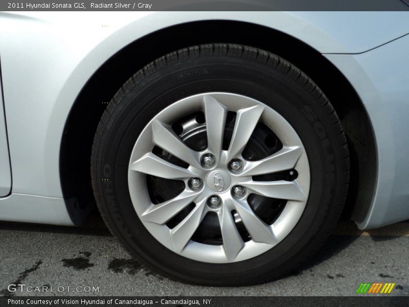 Radiant Silver / Gray 2011 Hyundai Sonata GLS