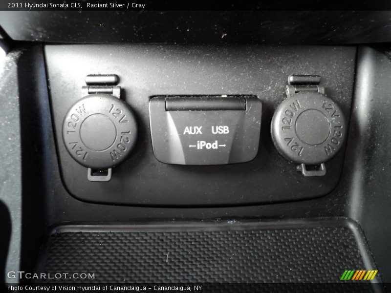 Radiant Silver / Gray 2011 Hyundai Sonata GLS
