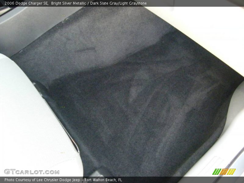 Bright Silver Metallic / Dark Slate Gray/Light Graystone 2006 Dodge Charger SE