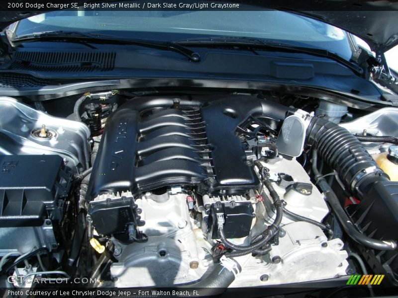 Bright Silver Metallic / Dark Slate Gray/Light Graystone 2006 Dodge Charger SE