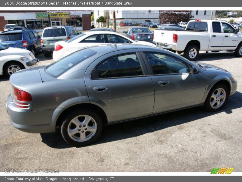 Magnesium Pearlcoat / Dark Slate Grey 2006 Dodge Stratus SXT Sedan