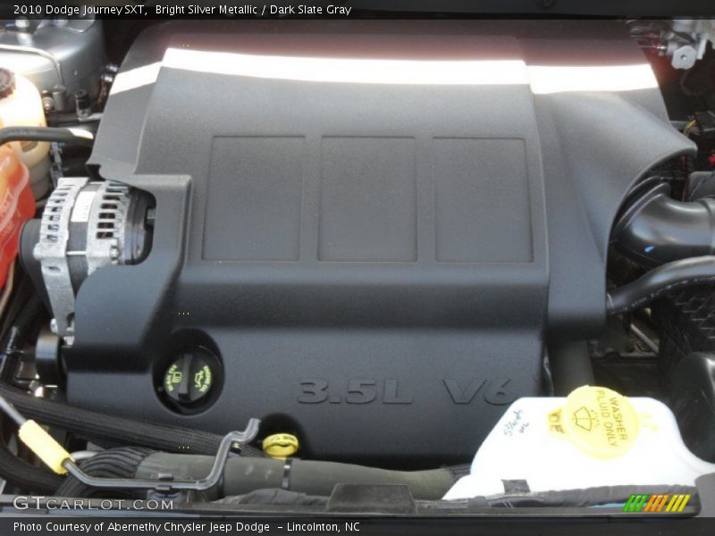 Bright Silver Metallic / Dark Slate Gray 2010 Dodge Journey SXT