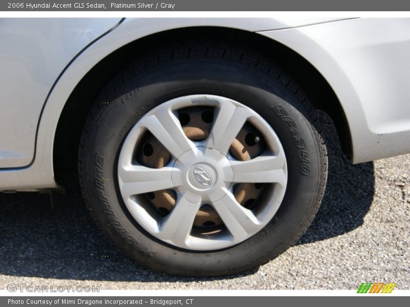 Platinum Silver / Gray 2006 Hyundai Accent GLS Sedan