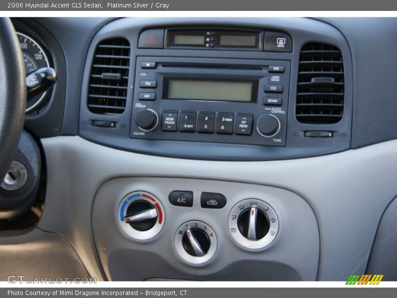 Platinum Silver / Gray 2006 Hyundai Accent GLS Sedan