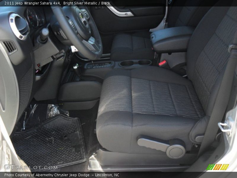 Bright Silver Metallic / Black 2011 Jeep Wrangler Sahara 4x4
