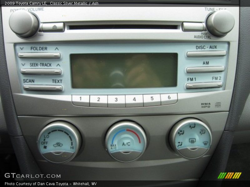 Classic Silver Metallic / Ash 2009 Toyota Camry LE