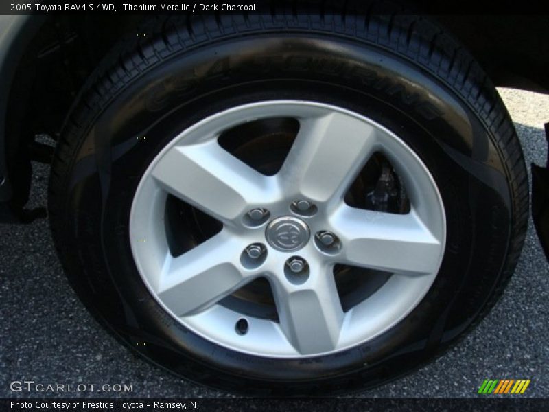 Titanium Metallic / Dark Charcoal 2005 Toyota RAV4 S 4WD