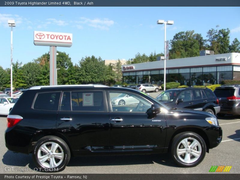 Black / Ash 2009 Toyota Highlander Limited 4WD