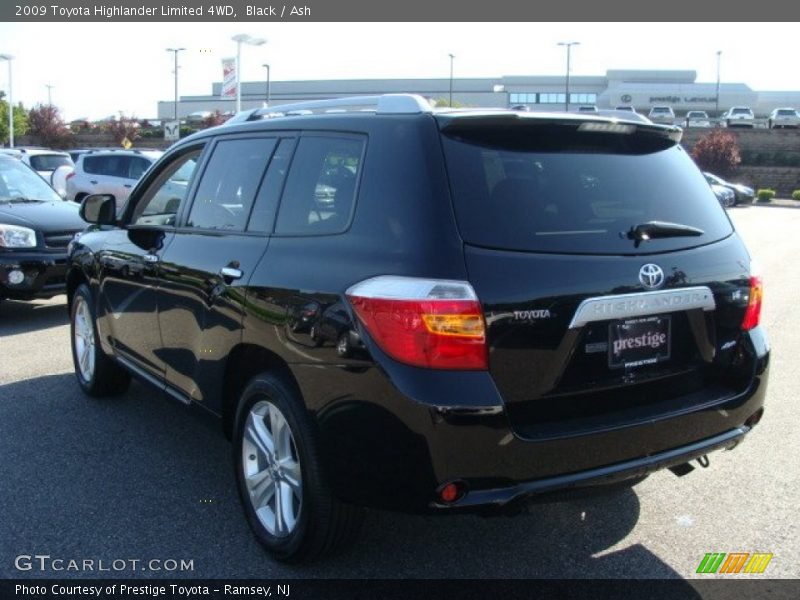 Black / Ash 2009 Toyota Highlander Limited 4WD