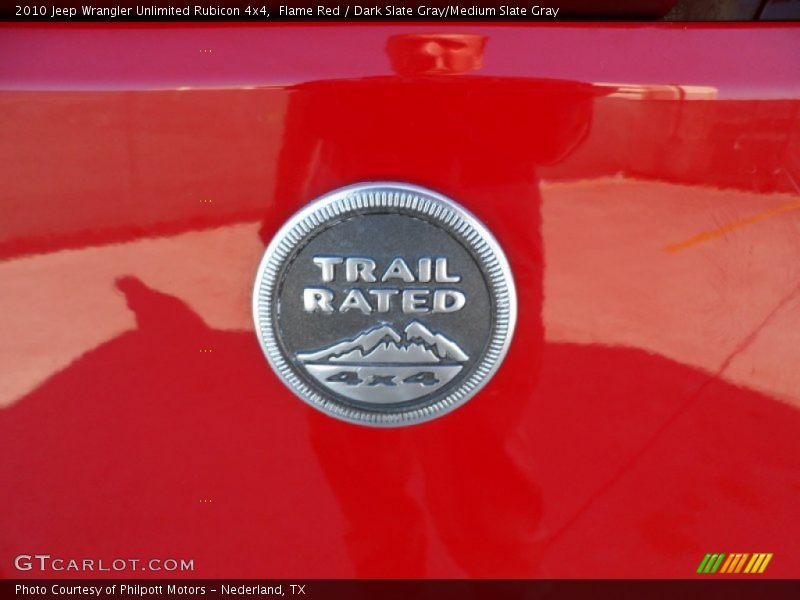  2010 Wrangler Unlimited Rubicon 4x4 Logo