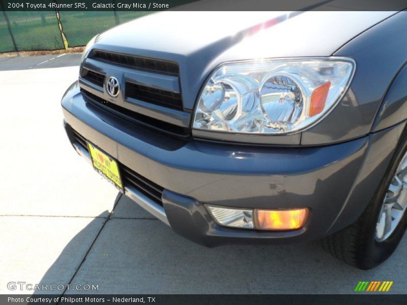Galactic Gray Mica / Stone 2004 Toyota 4Runner SR5