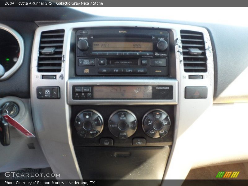 Galactic Gray Mica / Stone 2004 Toyota 4Runner SR5