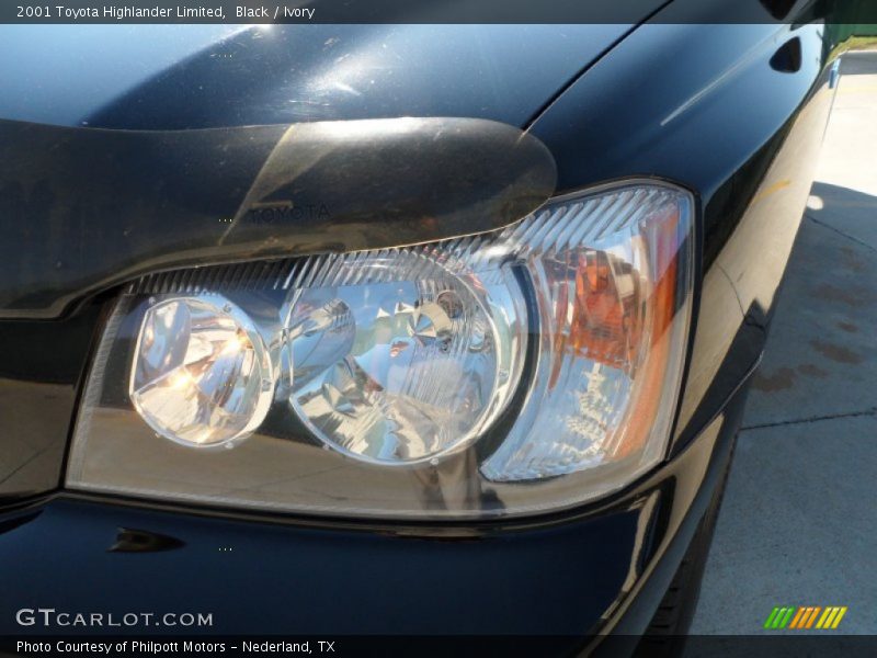 Black / Ivory 2001 Toyota Highlander Limited
