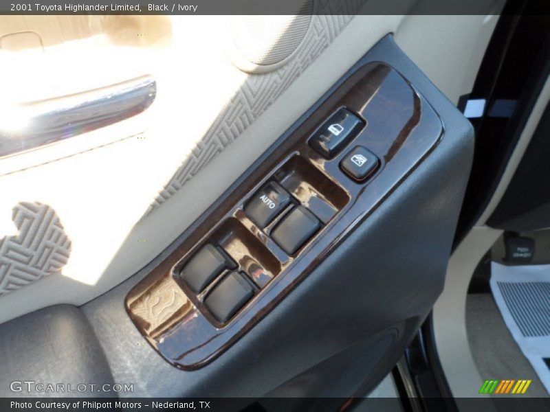 Black / Ivory 2001 Toyota Highlander Limited